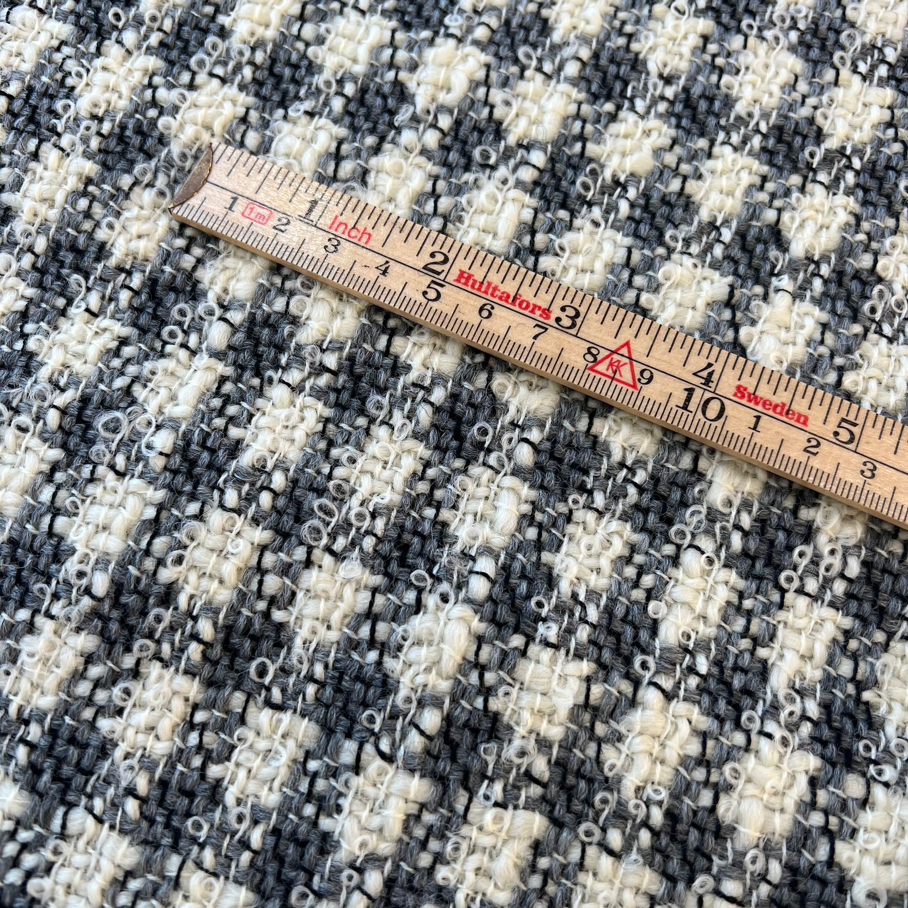 Barrett     $42 per metre - Image 6