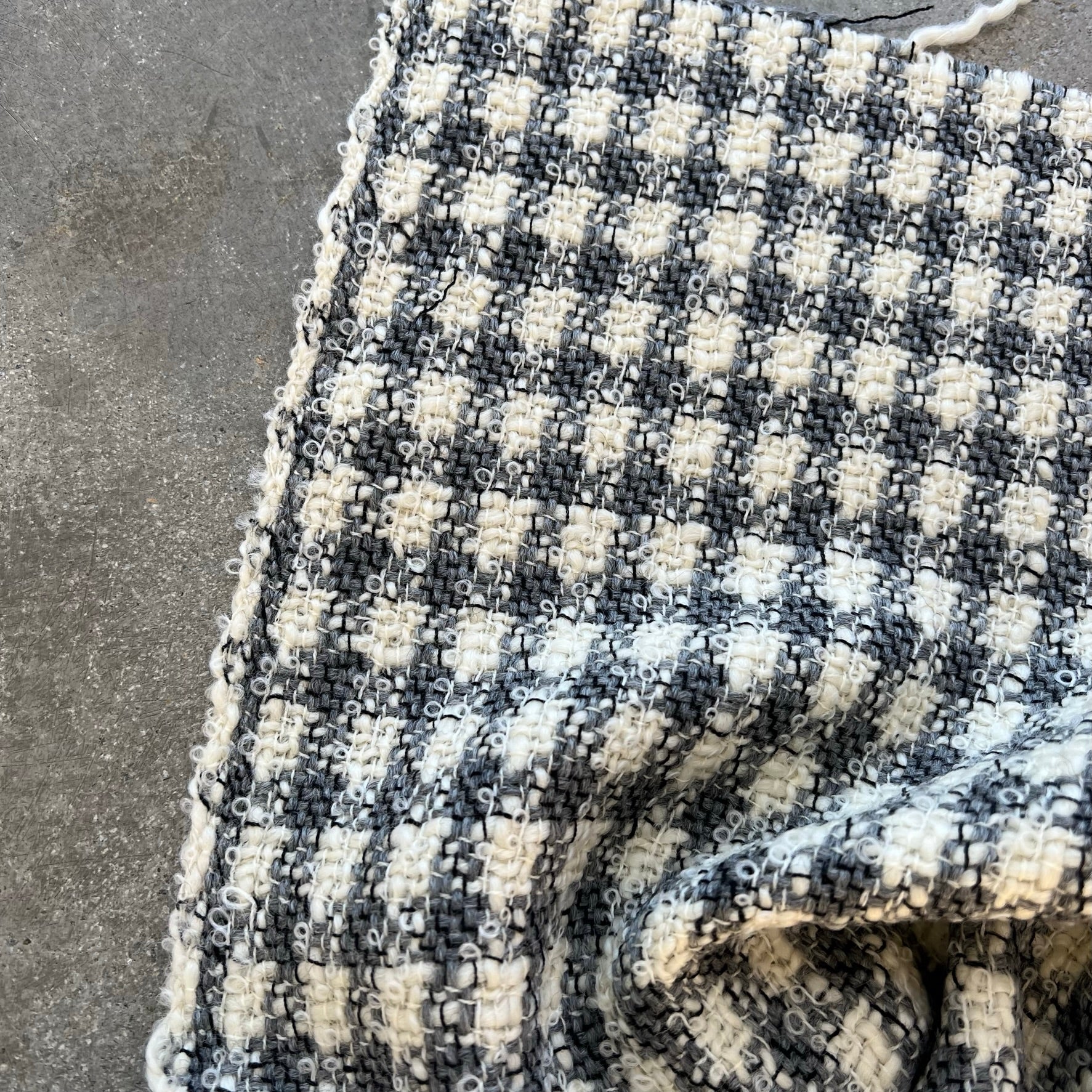 Barrett     $42 per metre - Image 7