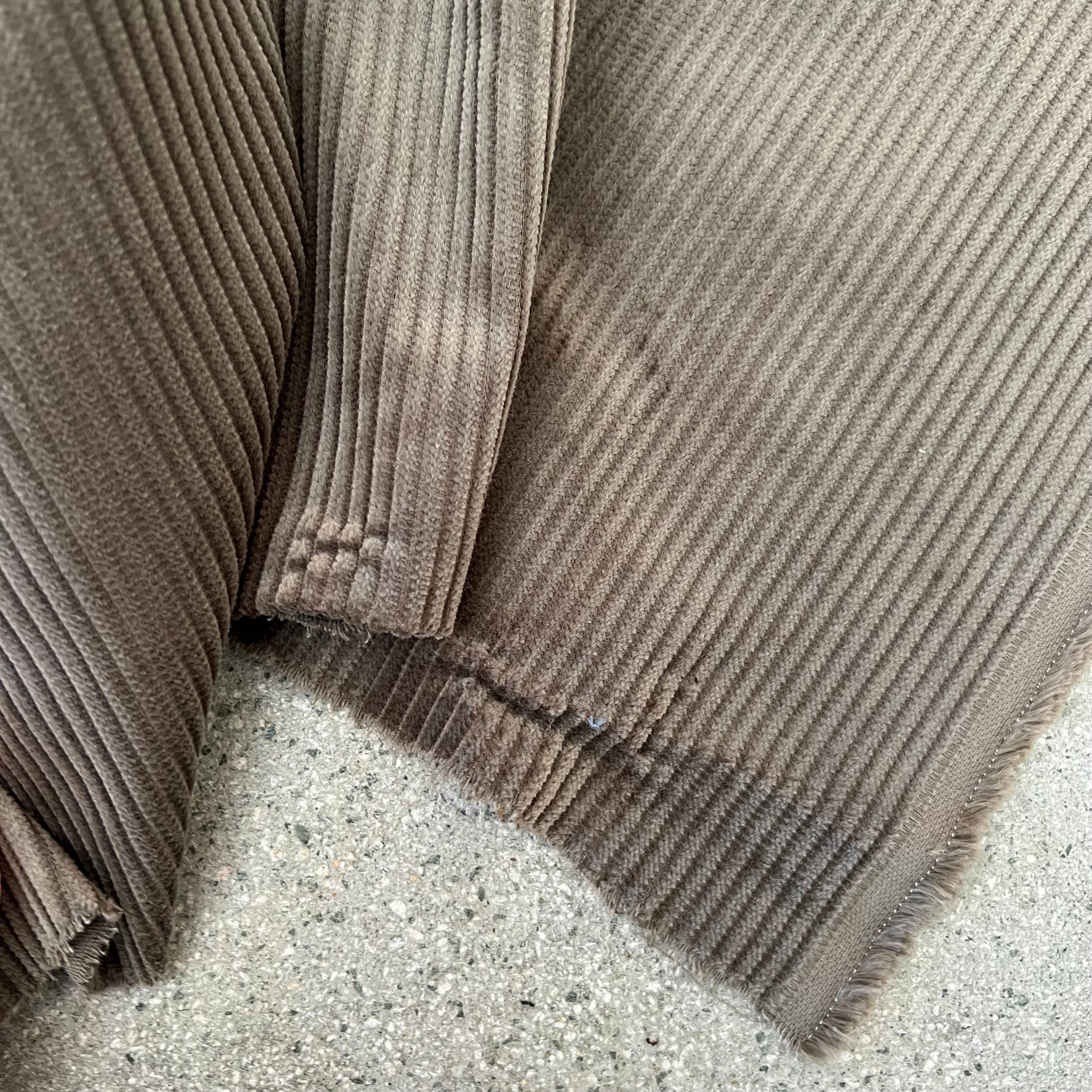 Hamish Jute    Discounted to $10/m --WAS $24/m - Image 8