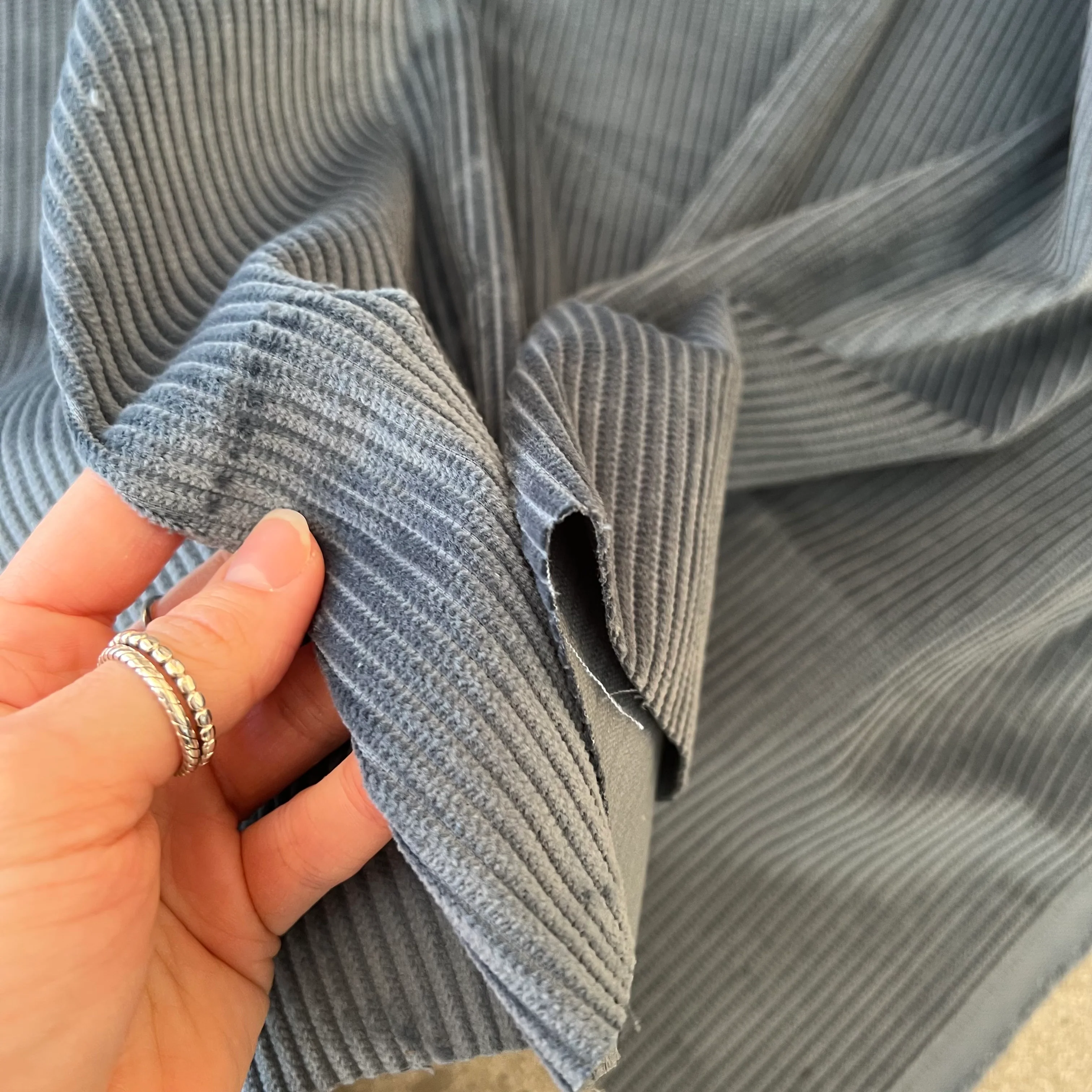 Hamish Smoke    Discounted to $10/m --WAS $24/m - Image 6