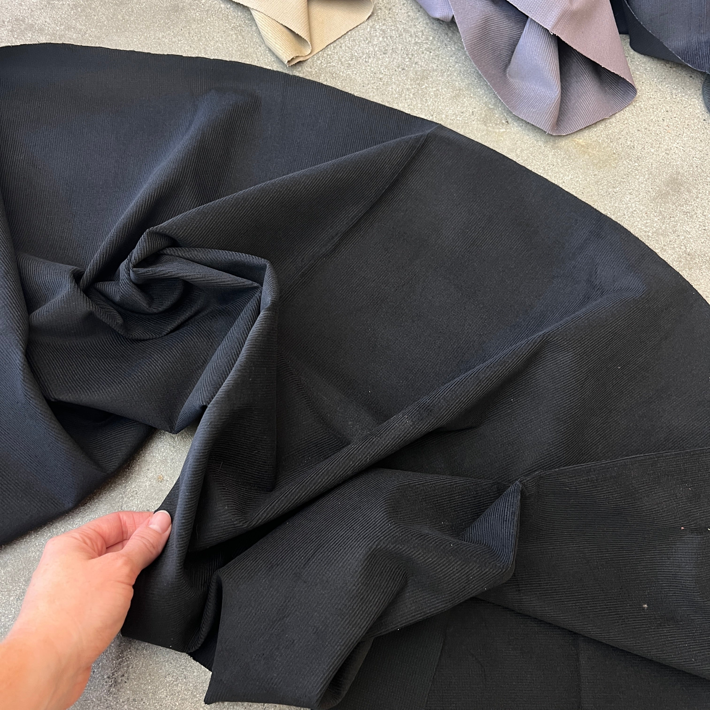 Hoffman Black $20 per metre - Image 7