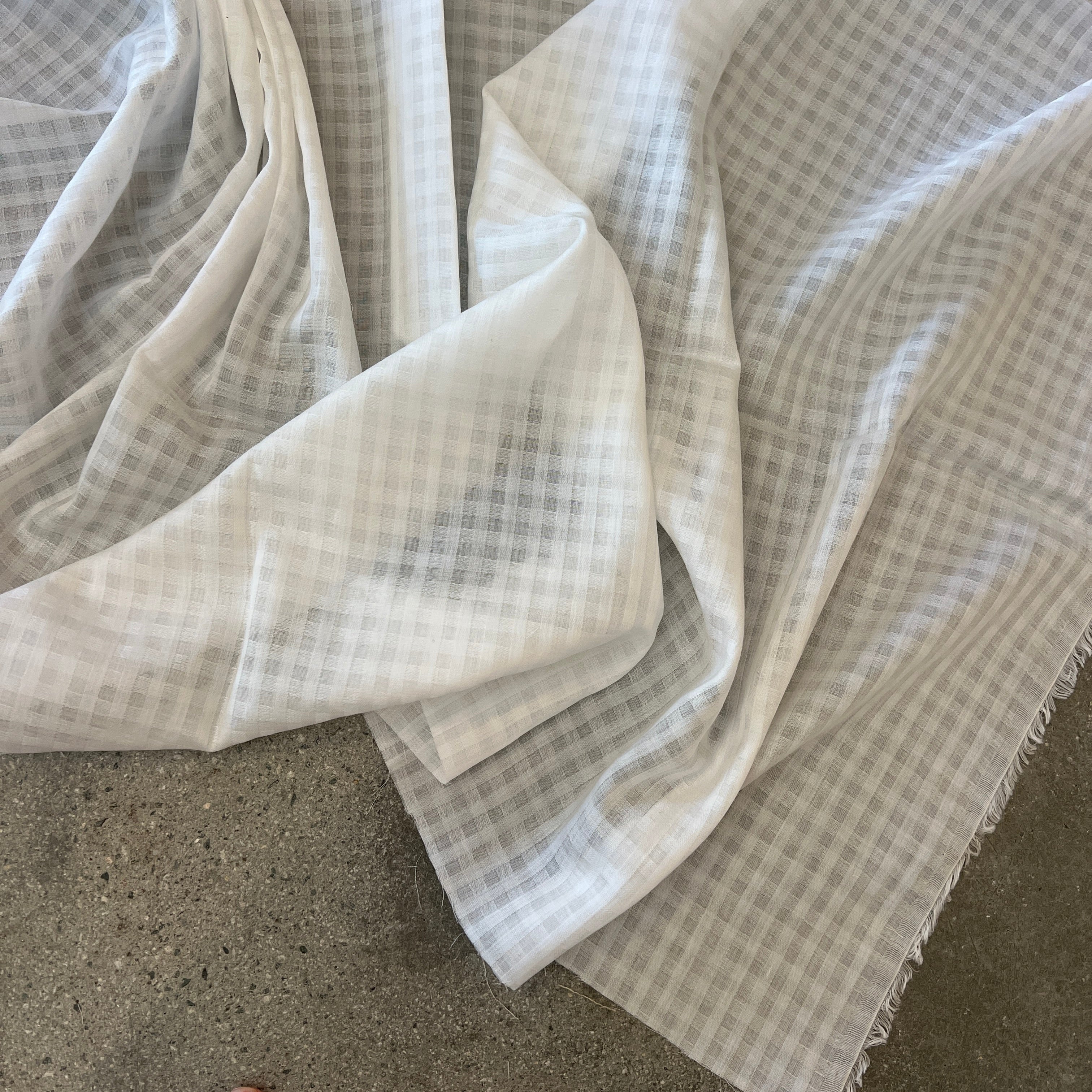 Squared   $17 per metre - Image 3