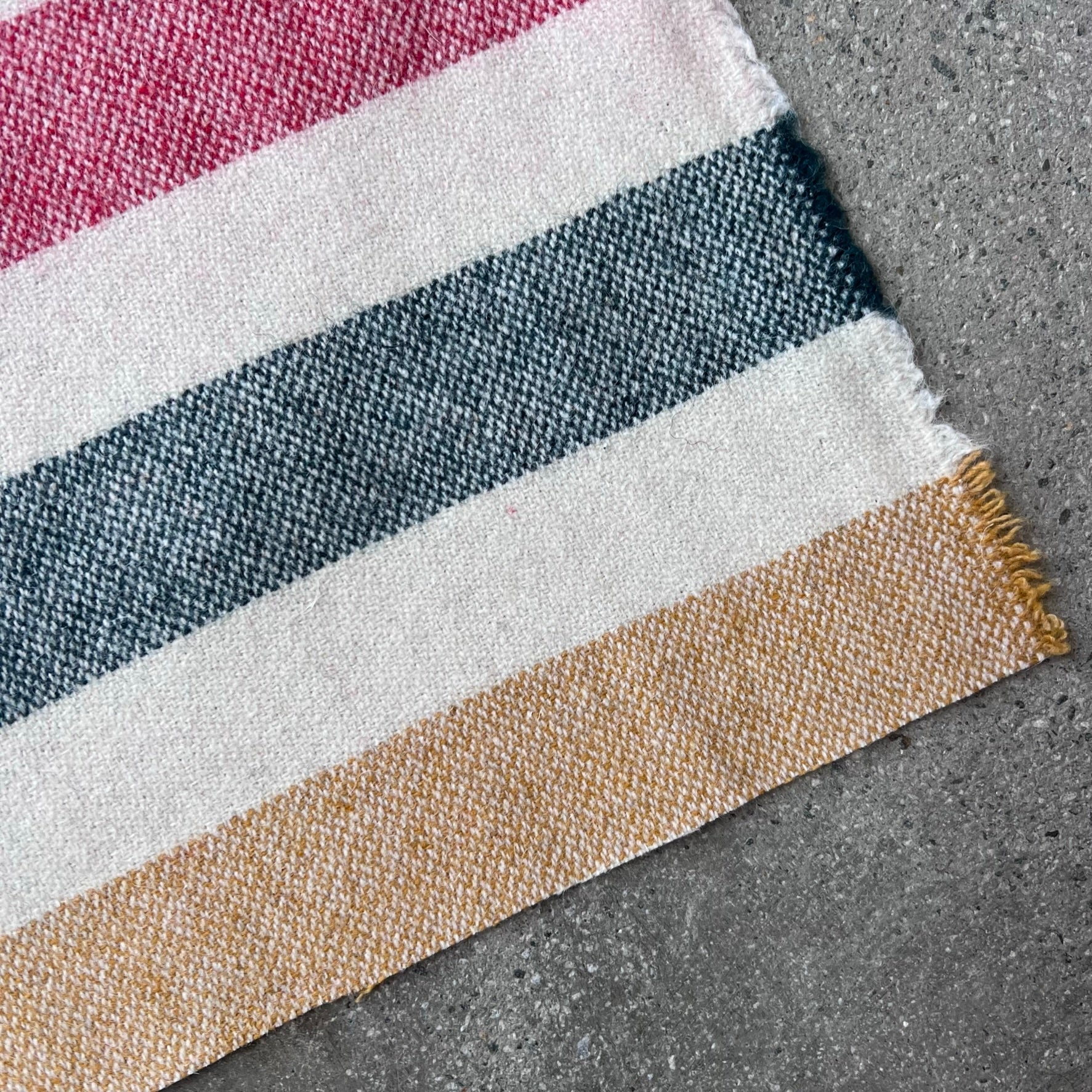 Weekend Lights   $28/m - Image 4