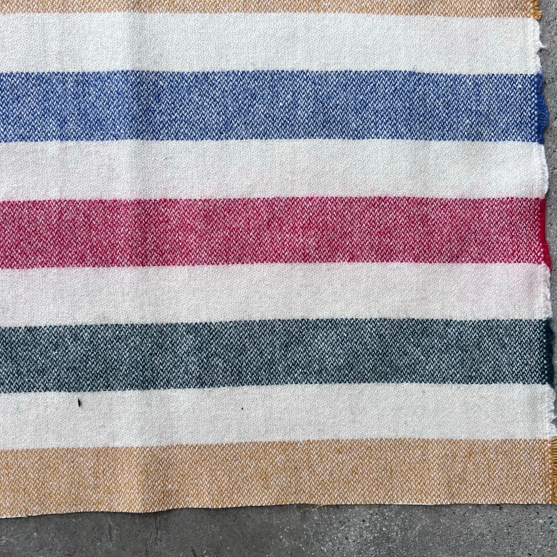 Weekend Lights   $28/m - Image 5